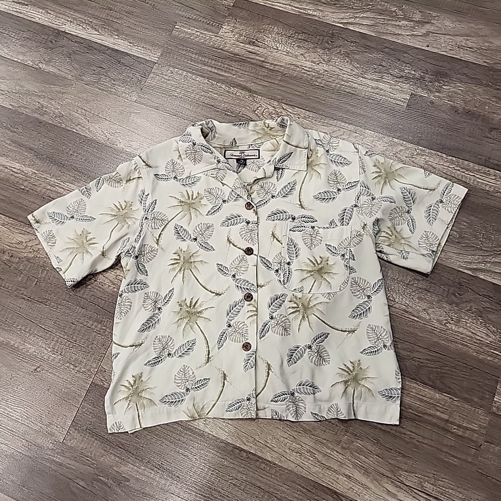 Tommy Bahama Women's Tropical Short Sleeve Button Up Silk Top, XS
